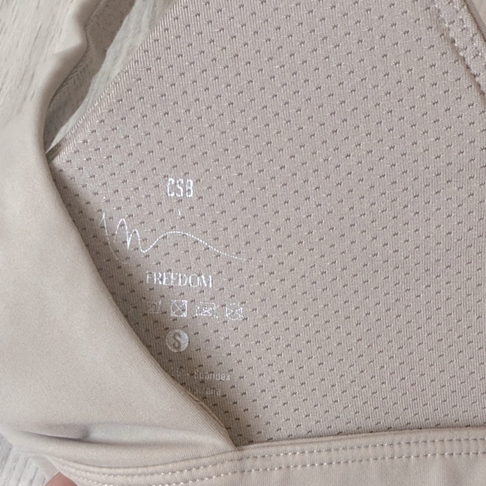 Crop Shop Boutique Gray Bralette. - Picture 3 of 5